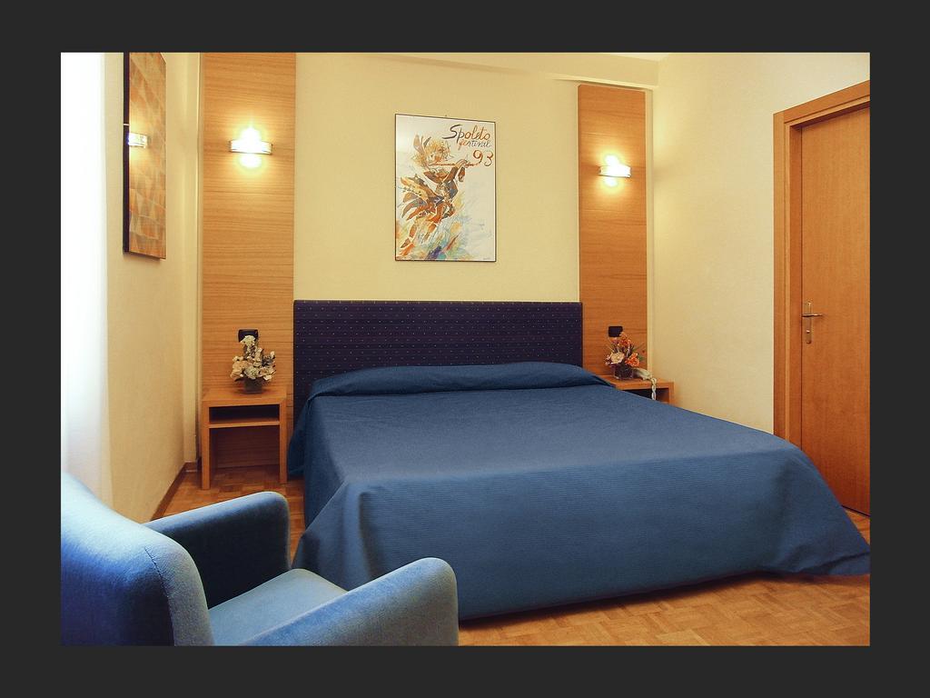 Hotel Clarici سبوليتو المظهر الخارجي الصورة